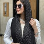 شال تکرنگ تک رنگ اسلپ نگینی سفید مشکی فران لند ترند عمده