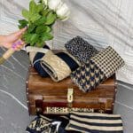 فروشگاه شال و روسری فران لند نخی منگوله دار طرحدار کرم سفید مشکی تابستانه