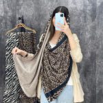 فروشگاه شال و روسری فران لند وارداتی کشمیر کشمیری مشکی سفید منگوله دار پاییزه زمستانه