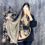 فروشگاه شال و روسری فران لند وارداتی کشمیر کشمیری مشکی سفید منگوله دار پاییزه زمستانه