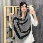 شال چهار فصل نخی منگوله دار فروشگاه فران لند زنجیری کمربندی سفید مشکی سیاه بلک وایت عمده