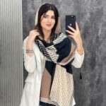 شال طرحدار ترکیبی عمده طرحدار فندی نخی فرانلند نخچهارفصل زنجیری کمربندی نخ چهار فصل فران لند کرم سبز آبی اسمانی کرم مشکی