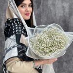 روسری اسکارف طرحدار گلدار قرمز نخی فرانلند نخچهارفصل نخ چهار فصل فران لند کرم سبز آبی اسمانی کرم مشکی نسکافه ای تابستانه بهاره