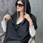 شال تکرنگ تک رنگ اسلپ مرواریدی سفید مشکی فران لند ترند عمده