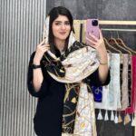 شال طرحدار دیور زنجیری قلبی نخی فران لند نخ چهار فصل عمده