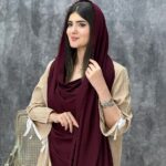 شال تکرنگ تک رنگ نخ پاییزه سفید مشکی مداد رنگی وارداتی عمده فران لند دور ریش