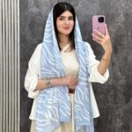 شال چهار فصل نخی نخ تابستانه منگوله دار فروشگاه فران لند زنجیری کمربندی آبی آسمانی