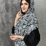 فروشگاه شال و روسری شال موهر منگوله دار مشکی سفید مخمل دخترانه فران لند رشت
