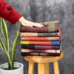 فروشگاه شال و روسری عمده پخش فران لند مشکی سفید مخمل تدی پاییزه زمستانه