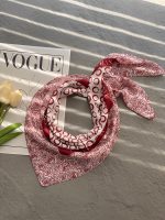 مینی اسکارف زرشکی طرح دار فرانلند رشت