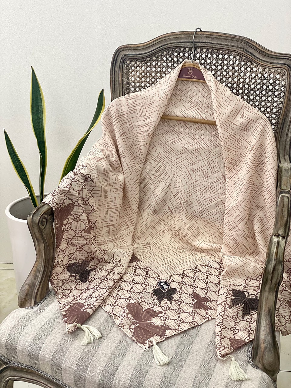 روسری قواره 140 ساده گوچی نخی فرانلند رشت