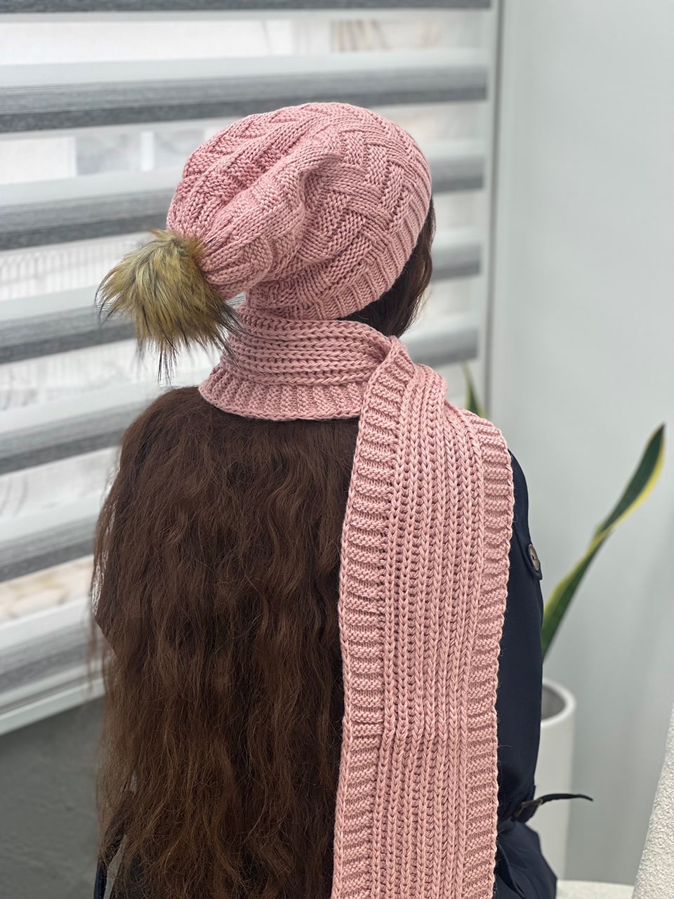 شال کلاه پوم دار بافت فرانلند رشت