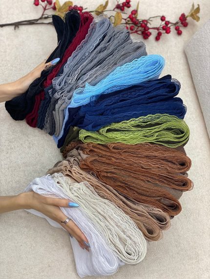 شال پلیسه پاییزه دور دانتل (1828)