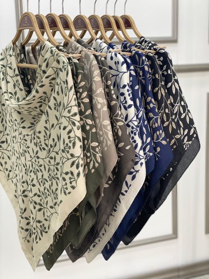 روسری قواره 100 گل ریز مادرانه فرانلند رشت