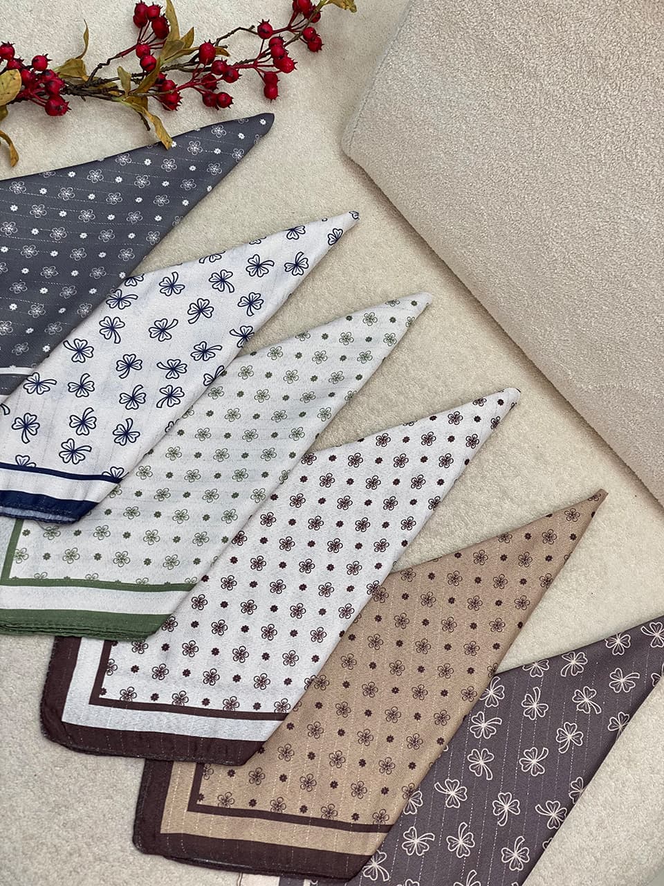 1908-7 مینی اسکارف لمه دار فرانلند رشت