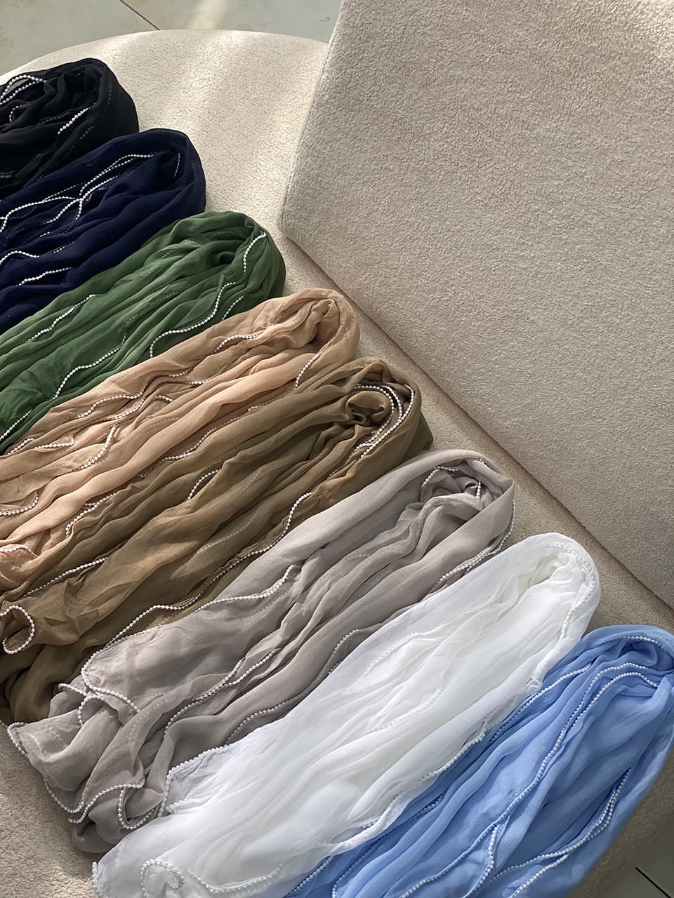 1933-10 شال وارداتی حریر دور مرواریدی فرانلند عمده خدادوست رشت عیدانه