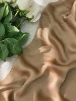 شال مجلسی حریر تک رنگ عیدانه فرانلند رشت عمده خدادوست