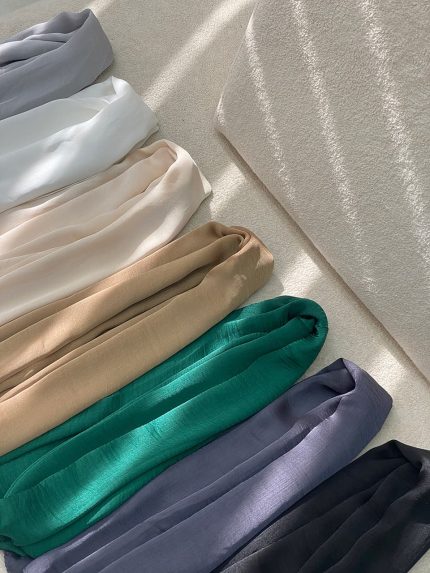 شال مجلسی حریر تک رنگ عیدانه فرانلند رشت عمده خدادوست