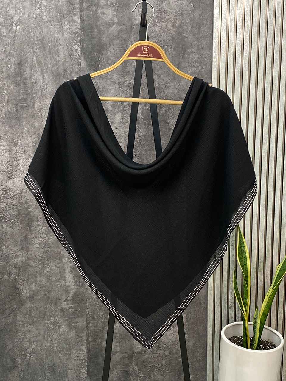 روسری قواره 100 درختی مشکی دور نگینی