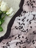 شال پلیسه لمه دار گل شال و روسری فرانلند رشت