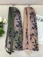 شال پلیسه لمه دار گل شال و روسری فرانلند رشت