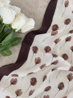 شال پلیسه طرحدار قهوه ای فرانلند رشت مافیای شال و روسری