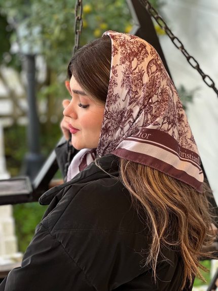 میی اسکارف کریستین دیور نحی لمه دار فرانلند رشت